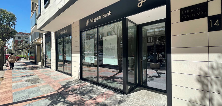 Fachada exterior León - Singular Bank